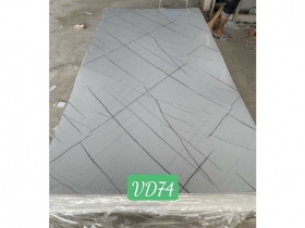 Tấm Nhựa Trắng Sáng Kẻ Sọc VD74